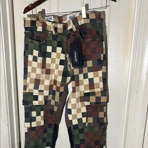 Evolution and design size 32 new with tags